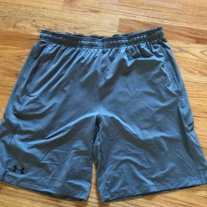 Gray Men’s Under armour shorts